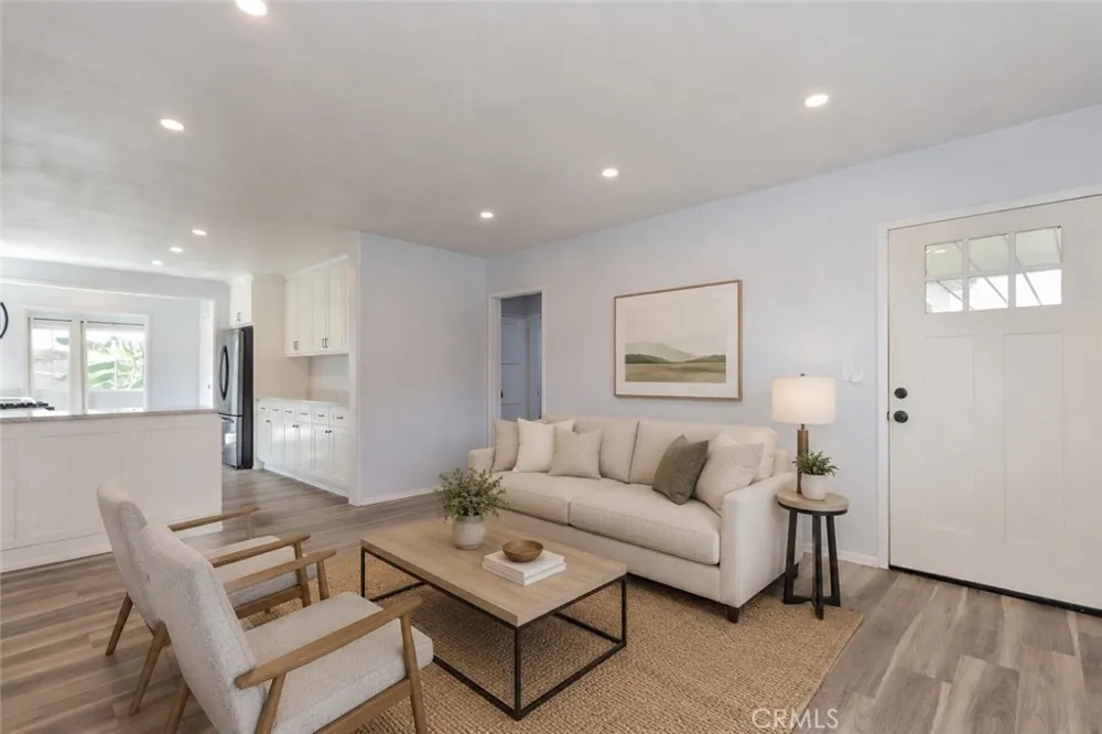 726 W 147th Gardena, CA 90247