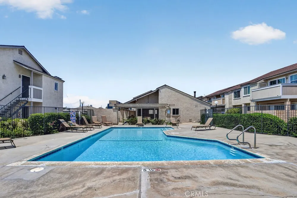 8512 Belmont #31 Cypress, CA 90630