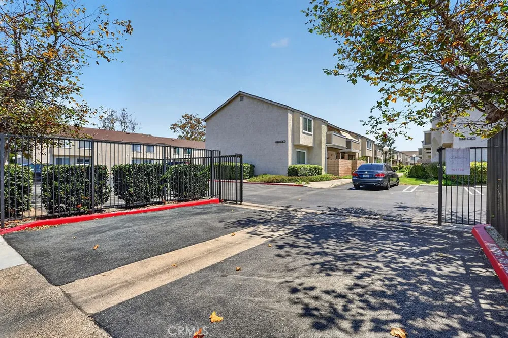 8512 Belmont #31 Cypress, CA 90630