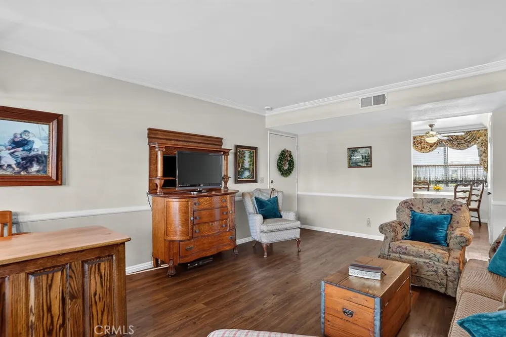 8512 Belmont #31 Cypress, CA 90630