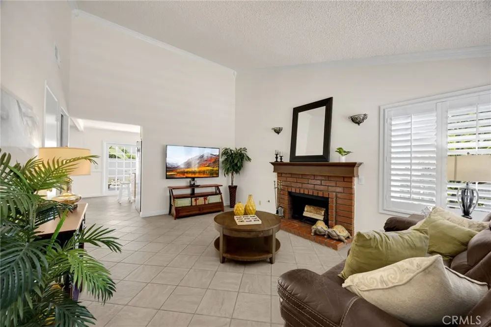 20026 Leafwood Court Yorba Linda, CA 92886