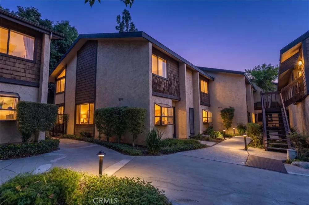 12750 Centralia #81 Lakewood, CA 90715
