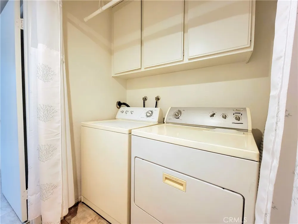 2755 E Hill Street Signal Hill, CA 90755