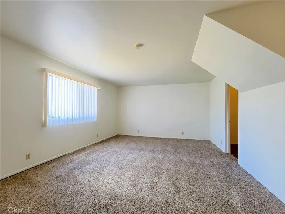 2755 E Hill Street Signal Hill, CA 90755