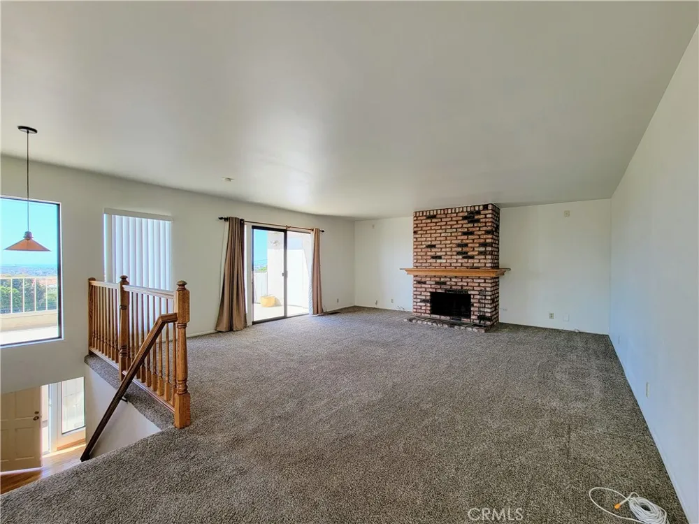 2755 E Hill Street Signal Hill, CA 90755