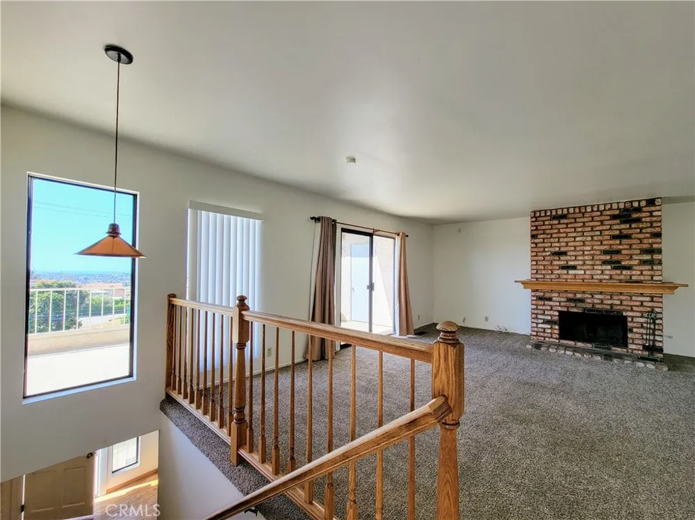 2755 E Hill Street Signal Hill, CA 90755