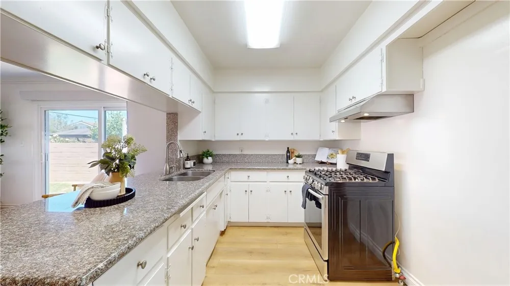 9955 Maplewood Bellflower, CA 90706