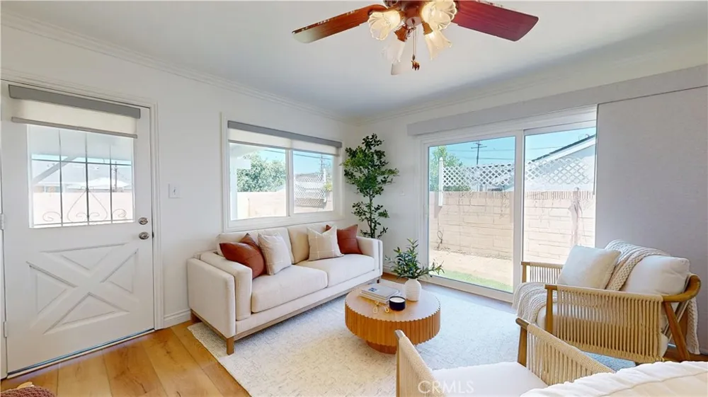 9955 Maplewood Bellflower, CA 90706