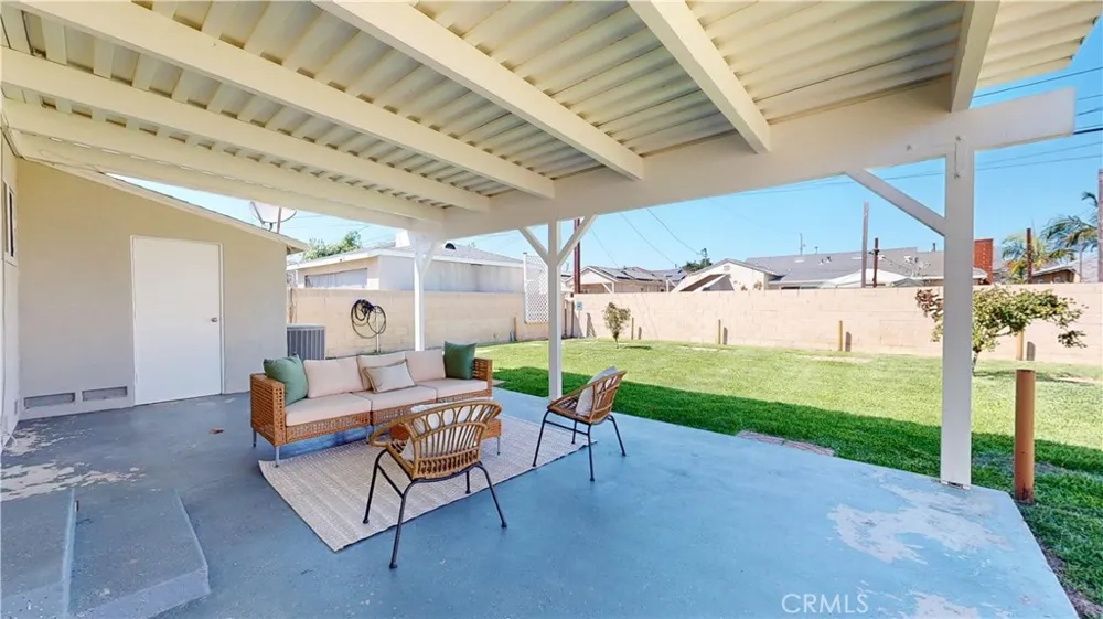 9955 Maplewood Bellflower, CA 90706