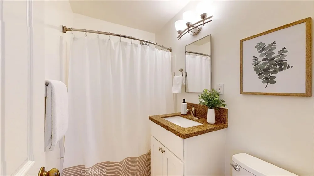 9955 Maplewood Bellflower, CA 90706