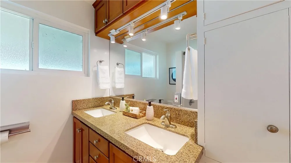 9955 Maplewood Bellflower, CA 90706