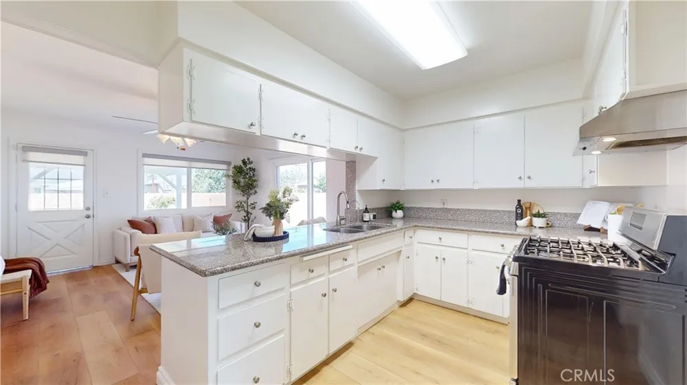9955 Maplewood Bellflower, CA 90706