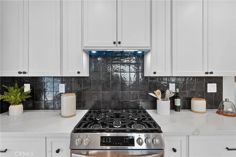 50 Doone Thousand Oaks, CA 91360