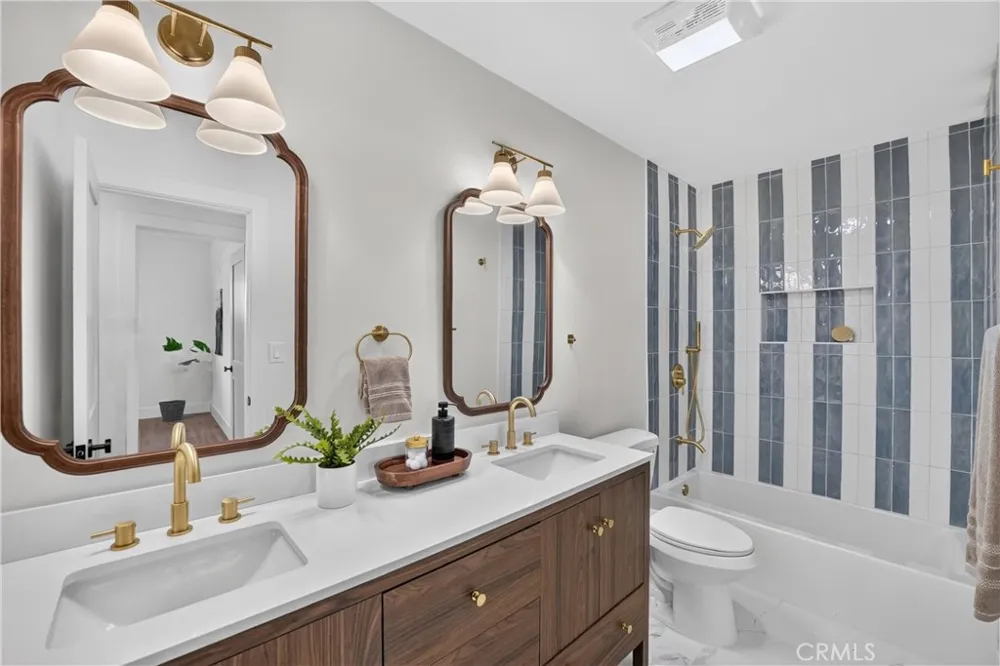 50 Doone Thousand Oaks, CA 91360