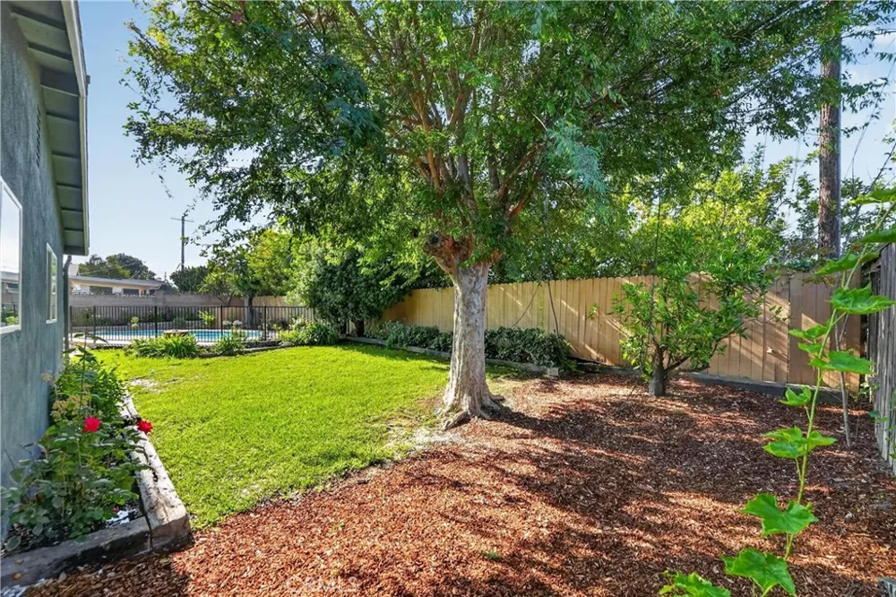 50 Doone Thousand Oaks, CA 91360