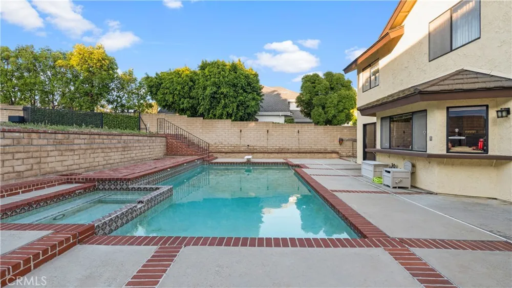 18675 Valley Villa Park, CA 92861