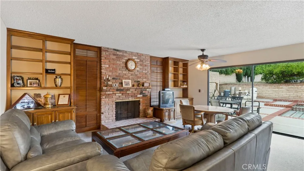 18675 Valley Villa Park, CA 92861