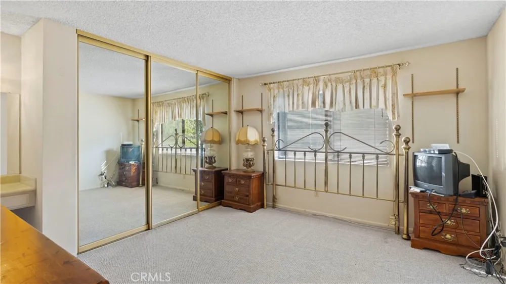 18675 Valley Villa Park, CA 92861