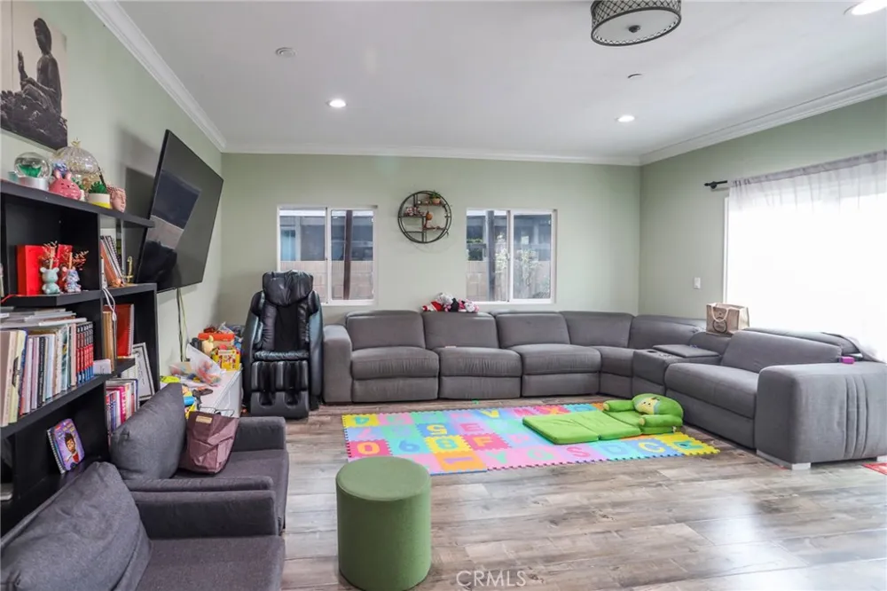 11239 Bowles Avenue Garden Grove, CA 92841