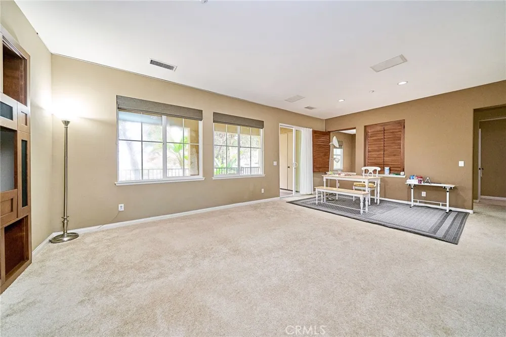 31 Gingerwood Irvine, CA 92603