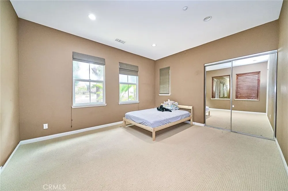 31 Gingerwood Irvine, CA 92603