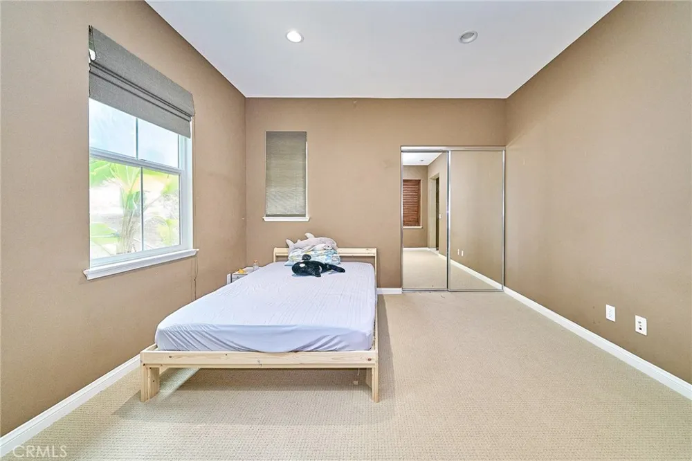 31 Gingerwood Irvine, CA 92603