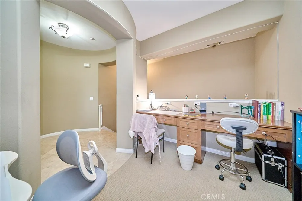 31 Gingerwood Irvine, CA 92603