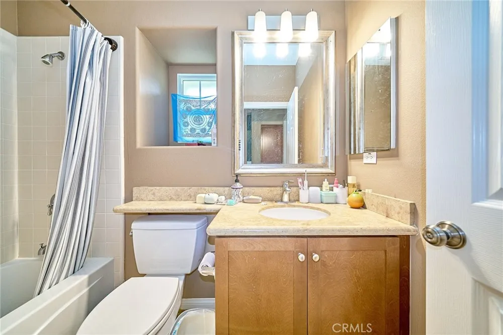 31 Gingerwood Irvine, CA 92603