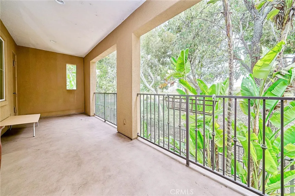 31 Gingerwood Irvine, CA 92603