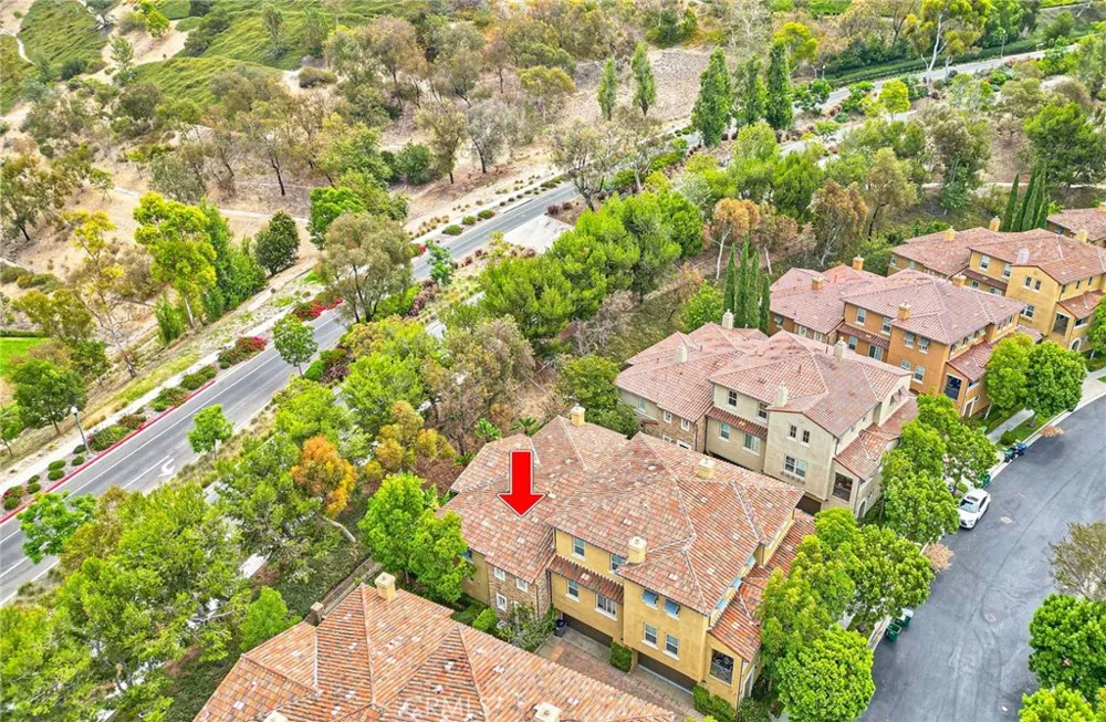 31 Gingerwood Irvine, CA 92603