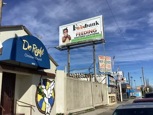 9811 S Vermont Los Angeles, CA 90044