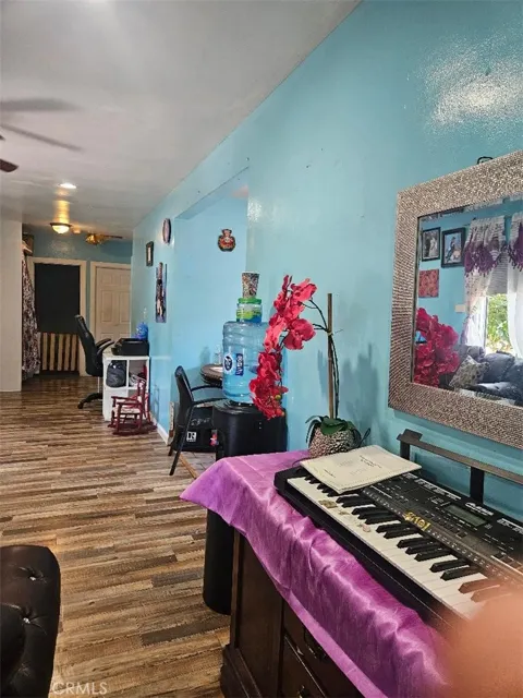 803 E 107th