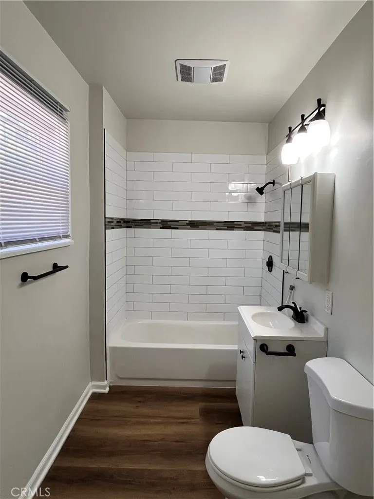 3209 W 110th Street ##B Inglewood, CA 90303