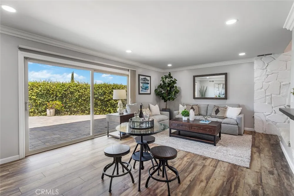 1639 S Camrose Way Anaheim, CA 92802
