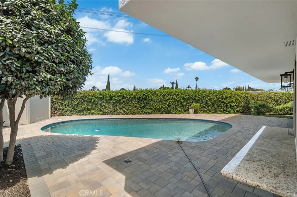 1639 S Camrose Way Anaheim, CA 92802