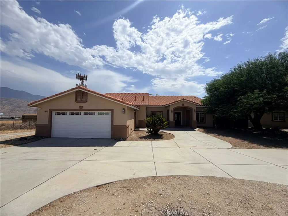 48923 Taos Cabazon, CA 92230