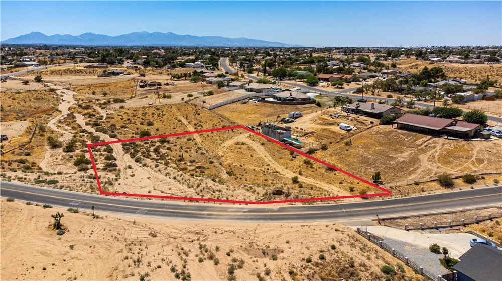 10656 Choiceana Hesperia, CA 92345