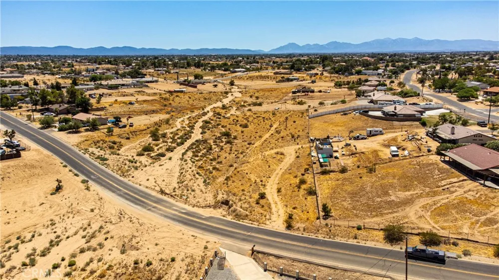 10656 Choiceana Hesperia, CA 92345