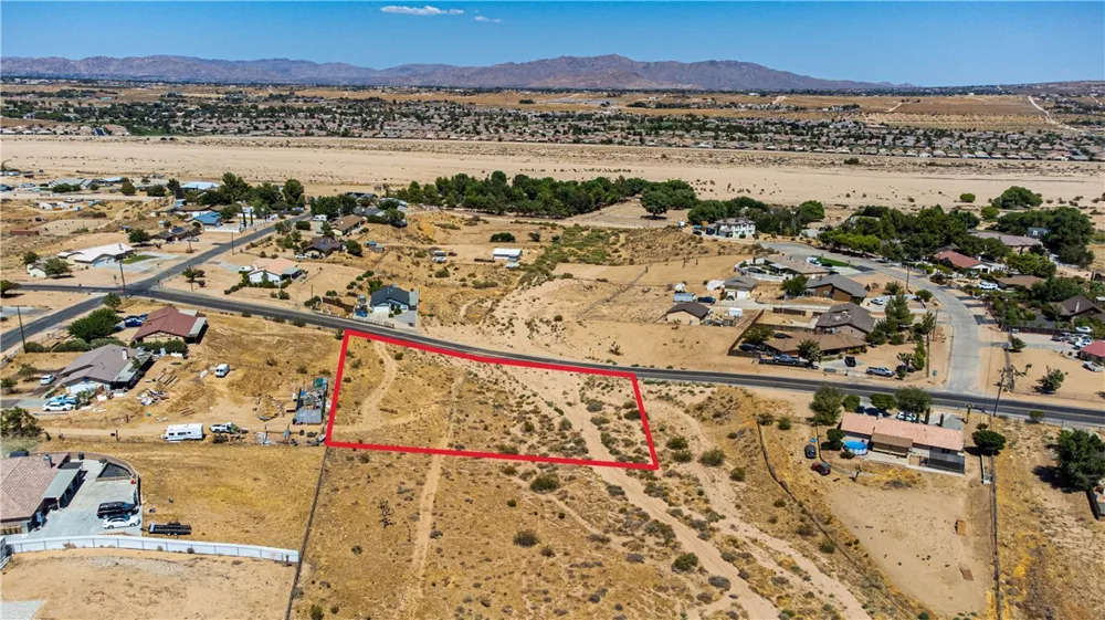 10656 Choiceana Hesperia, CA 92345