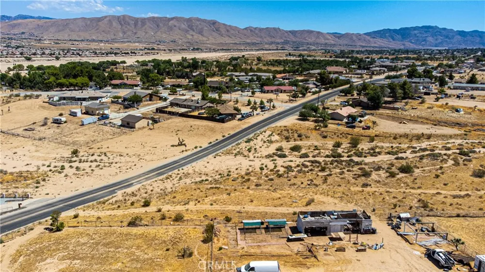 10656 Choiceana Hesperia, CA 92345