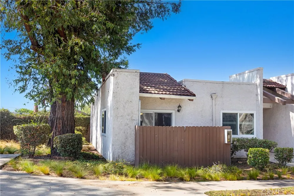 17572 Vandenberg Lane #01 Tustin, CA 92780