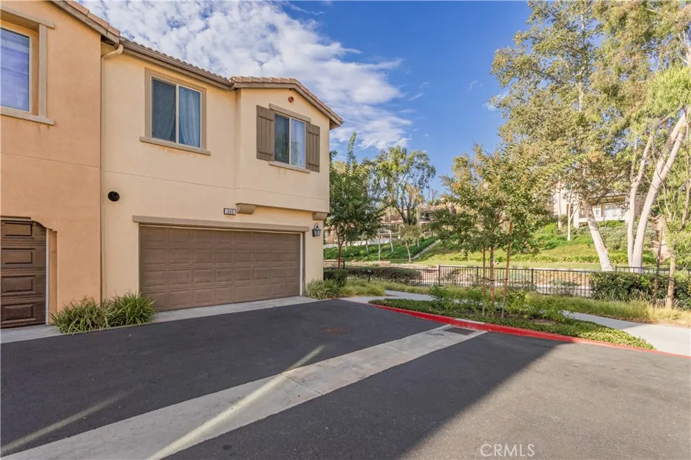 340 S Auburn Heights Anaheim, CA 92807