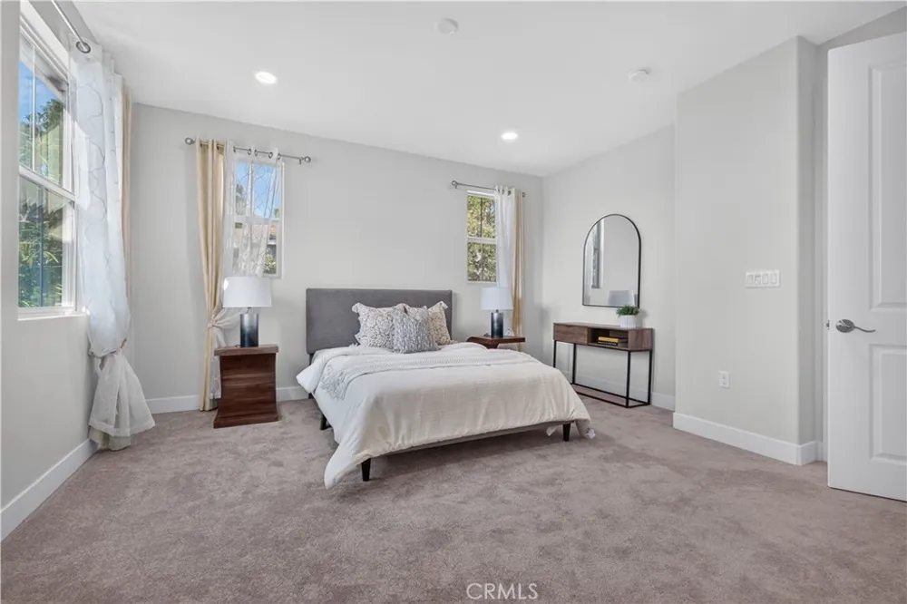 340 S Auburn Heights Anaheim, CA 92807