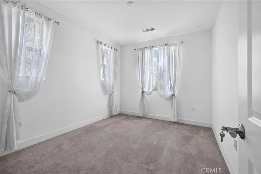 340 S Auburn Heights Anaheim, CA 92807