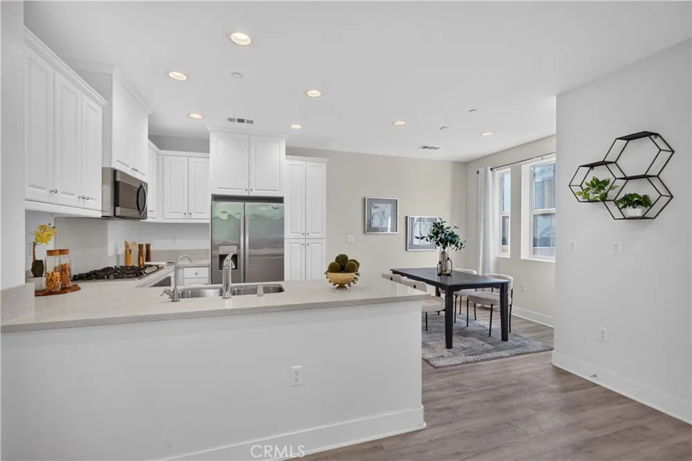 340 S Auburn Heights Anaheim, CA 92807
