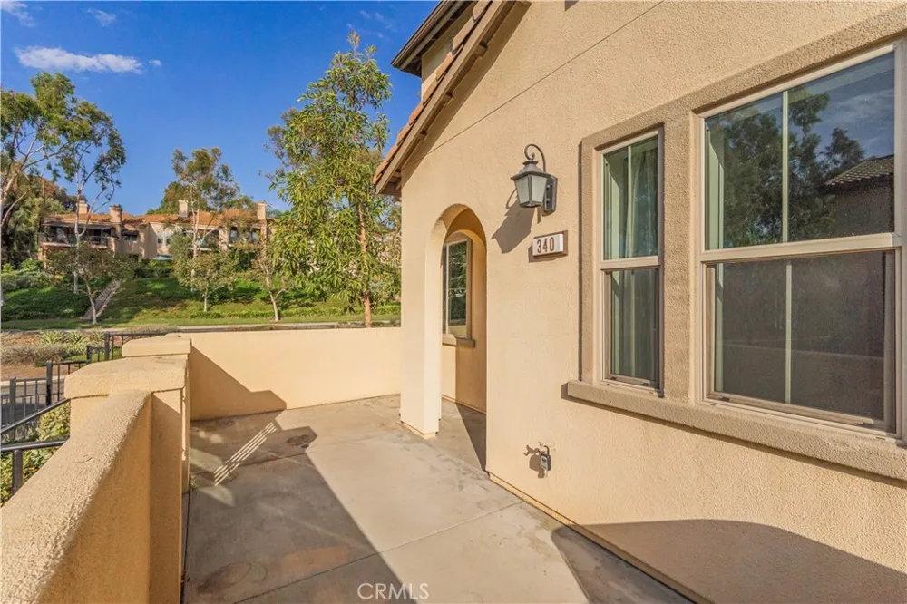 340 S Auburn Heights Anaheim, CA 92807