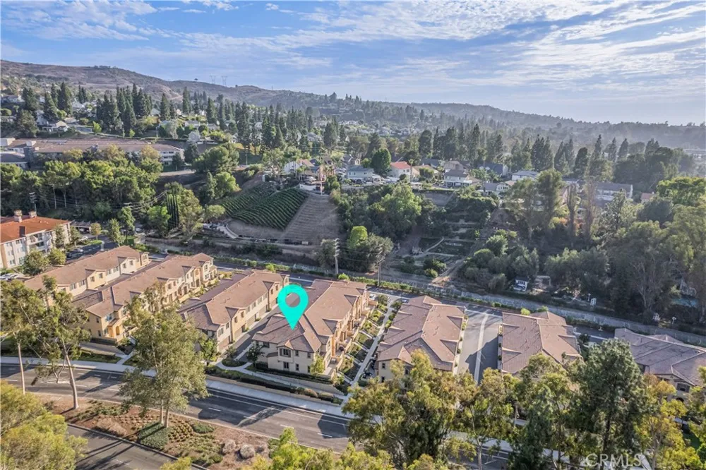 340 S Auburn Heights Anaheim, CA 92807