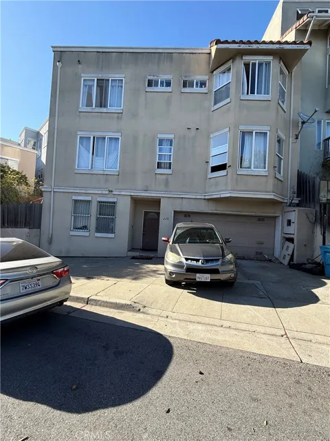 228 Hester