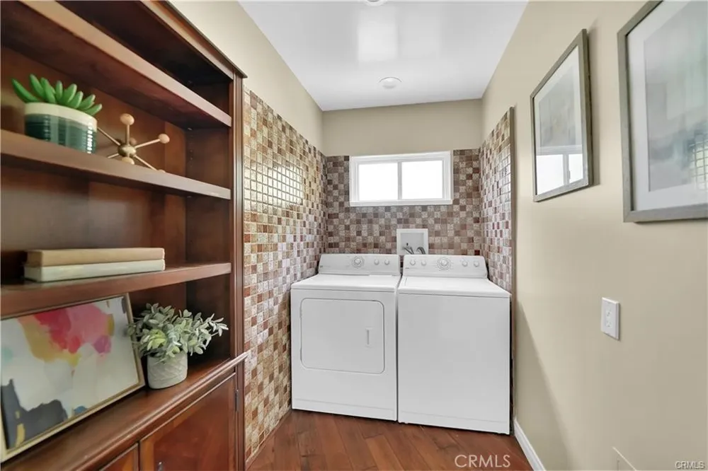714 Oceanview Fullerton, CA 92832