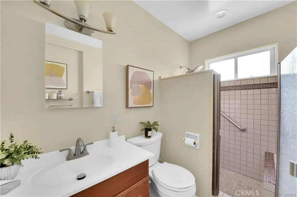 714 Oceanview Fullerton, CA 92832